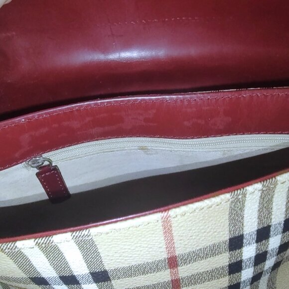Burberry nova check PVC/leather shoulder bag w/COA EUC - Picture 10 of 14